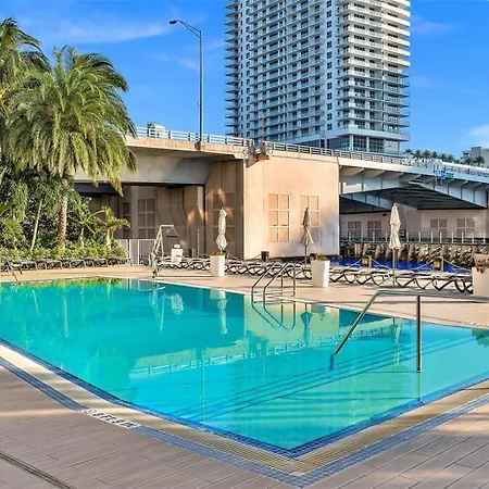 Mvr Apartments At Beachwalk Resort Hallandale Beach Exterior photo