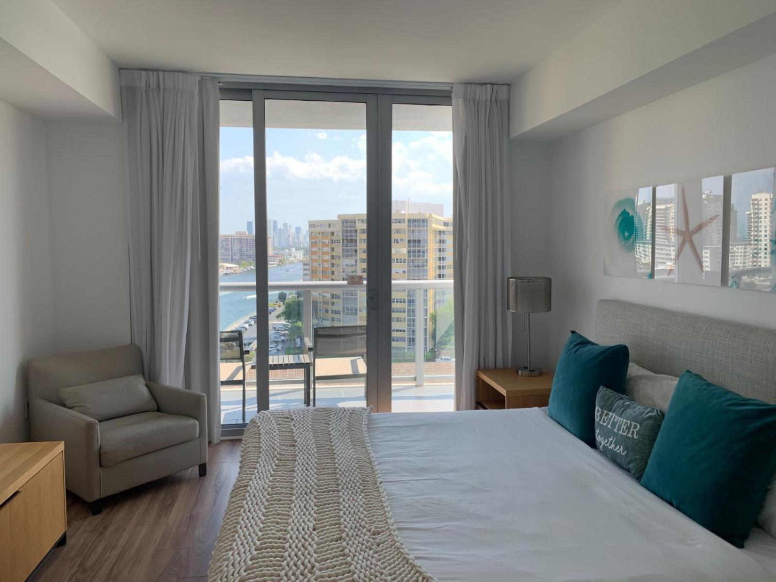Mvr At Beachwalk Apartamento Hallandale Beach